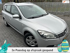 Kia Cee'd - 1.4 CVVT X-tra / Navi / Airco / NAP / Carplay