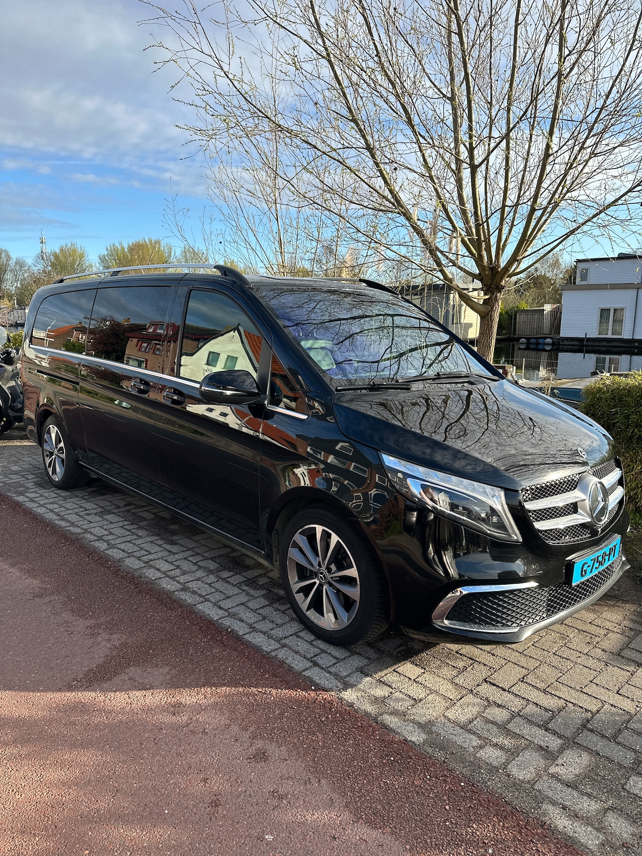 Mercedes-Benz V-klasse - 250d Extra Lang Avantgarde Edition - AutoWereld.nl