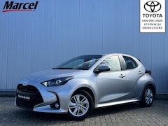 Toyota Yaris - 1.5 Hybrid 115 Active Limited Parkeersensoren Stoel Stuur verwarming Carplay