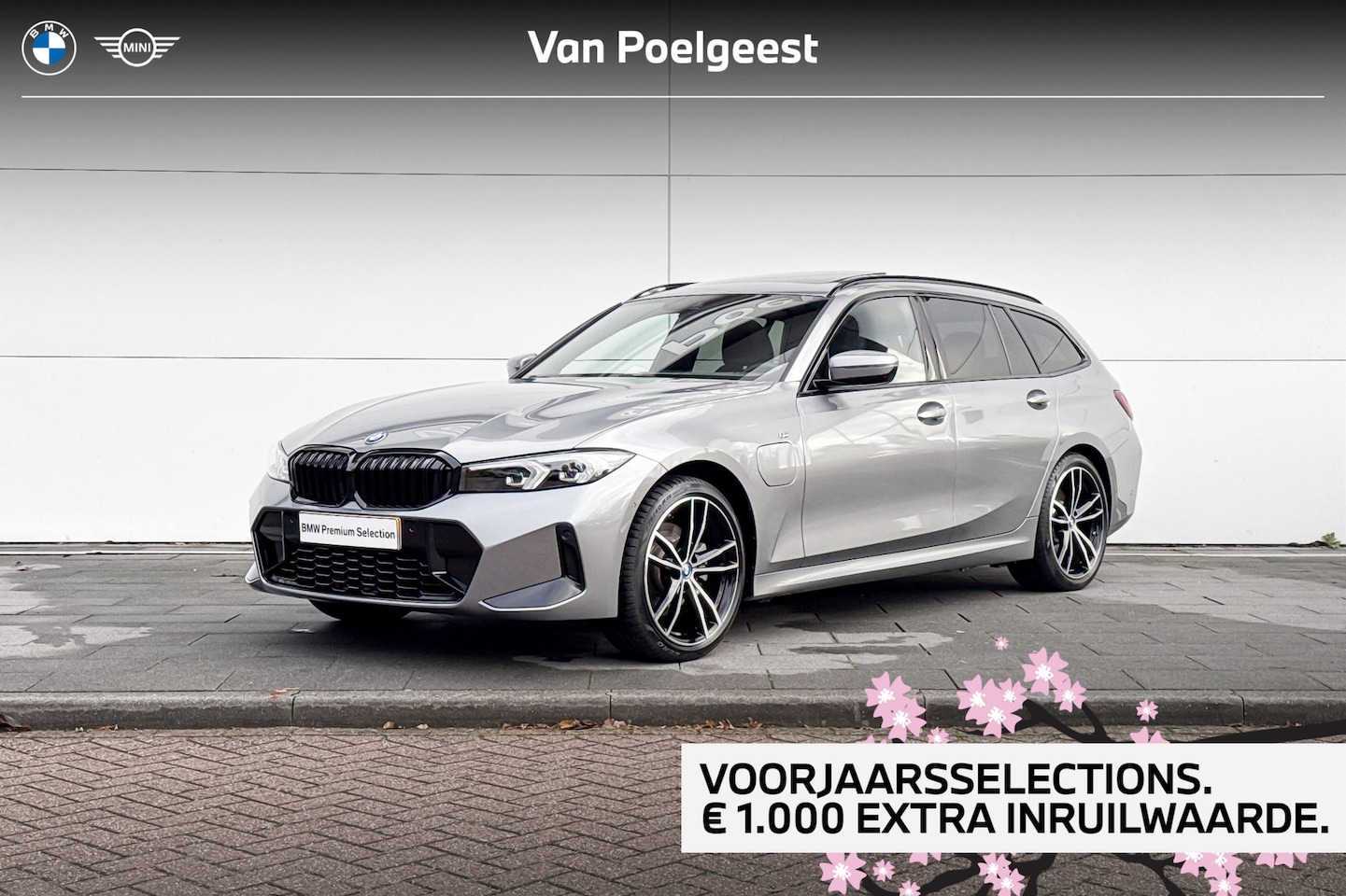 BMW 3-serie Touring - 320e M Sport | 19 inch | Panoramadak | Selections 1000 - AutoWereld.nl