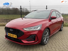 Ford Focus Wagon - 1.0 EcoBoost Hybrid ST Line X | PANO | 155PK | Camera | Blind Spot | Stuur/stoel verw