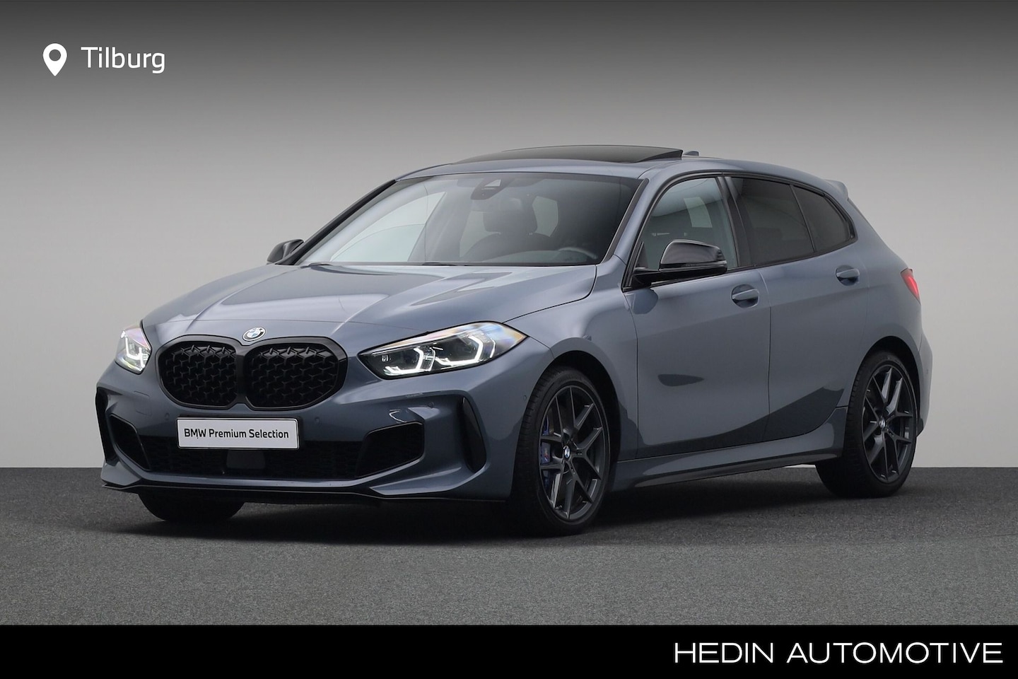 BMW 1-serie - M135i xDrive | Adaptief onderstel | Voorstoelen/Stuurwielrand verwarmd | Stuurwielrand ver - AutoWereld.nl