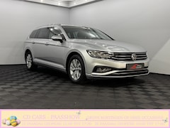 Volkswagen Passat Variant - 1.5 TSI Comfort Business Clima, Navi, Parkeersensoren, Keyless start, Cruise control, A st