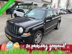 Jeep Patriot - 2.4 Limited 4X4 Climate & Cruise controle , Bluetooth carkit , Lederen bekelding met stuur
