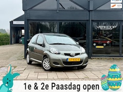 Toyota Aygo - 1.0-12V Aspiration Green luxe Uitvoering AUTOMAAT