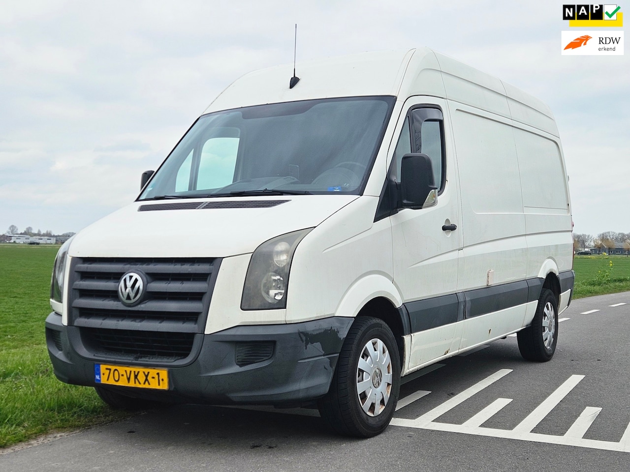 Volkswagen Crafter - 35 2.5 TDI L2H1 DC Trendline 35 2.5 TDI L2H1 DC Trendline - AutoWereld.nl