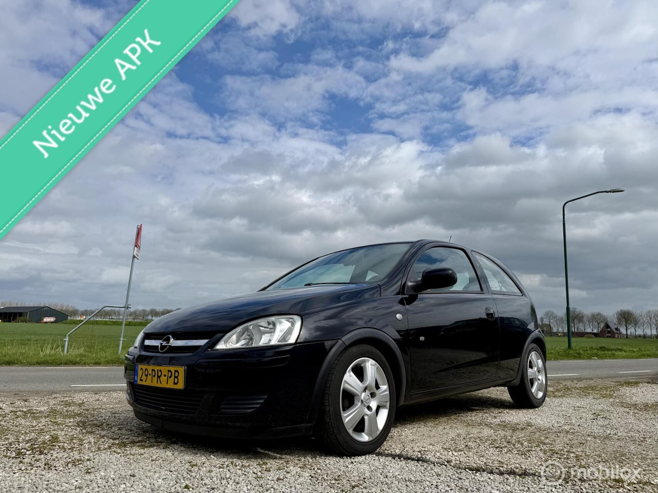 Opel Corsa - 1.2-16V Full Rhythm 1.2-16V Full Rhythm, BJ 2004, Airco, APK Apr 2027 - AutoWereld.nl