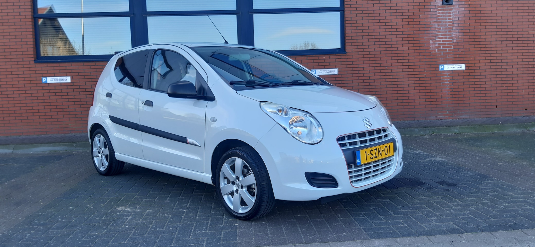 Suzuki Alto - 1.0 Comfort EASSS - AutoWereld.nl
