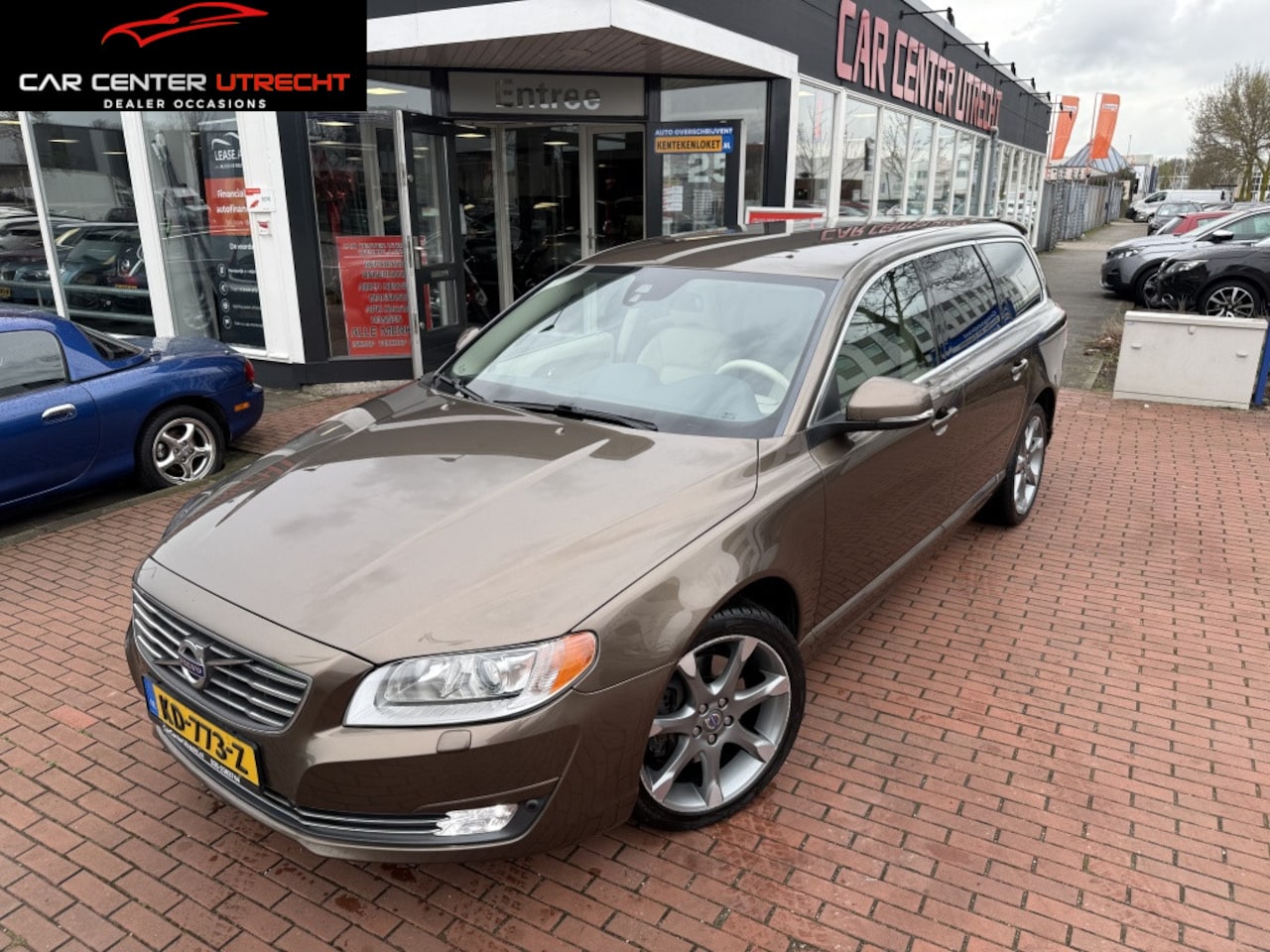 Volvo V70 - 2.0 D4 Summum | €250,- KORTING PAASACTIE | leer airco automaat t - AutoWereld.nl