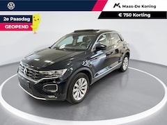 Volkswagen T-Roc - 1.5 TSI 150pk DSG Sport · Panoramadak · Camera · Keyless · Apple/Android Car Play · Naviga