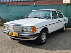 Mercedes-Benz 300-serie - D 5 cyl. W123 in perfecte staat *AIRCO