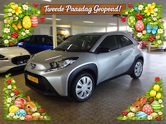 Toyota Aygo X - 1.0 VVT-i MT Play Adaptive Cruise Control, Carplay/Android Auto