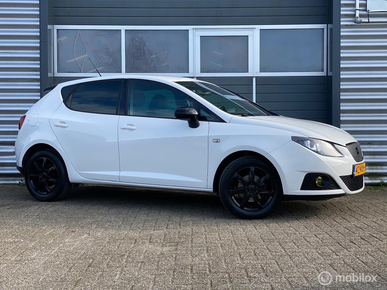 SEAT Ibiza - 1.2 TDI 5D Sport|Ecomotive|Nwe Distributie|Luxe| - AutoWereld.nl