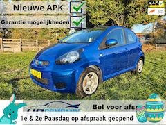 Toyota Aygo - 1.0-12V Comfort Navigator 5DRS (zeldzame uitvoering) Navigatie | Airco | velgen | Nieuwe A