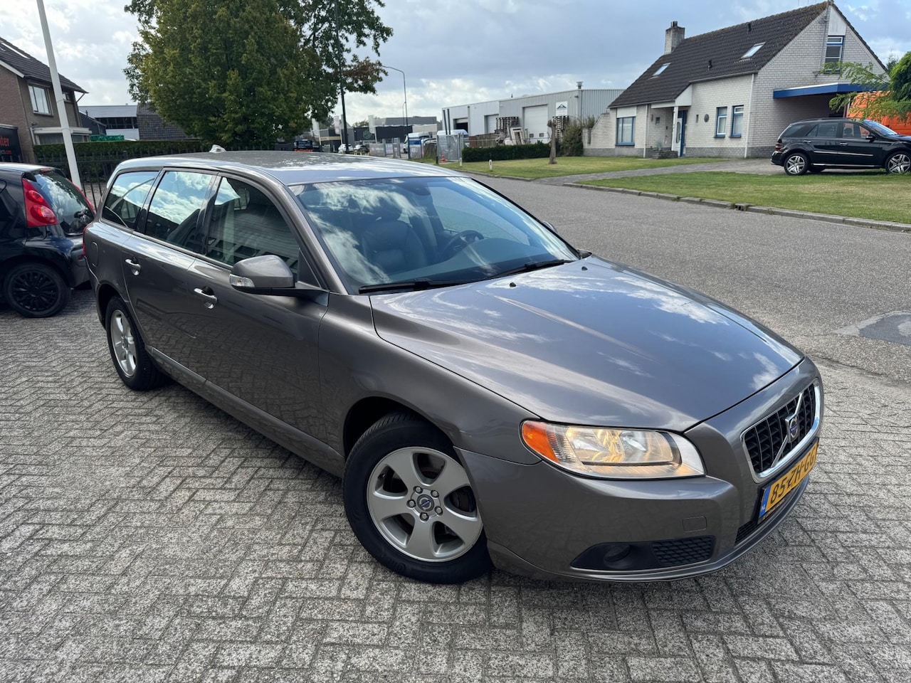 Volvo V70 - 2.4D Momentum Airco AUTOMAAT - AutoWereld.nl
