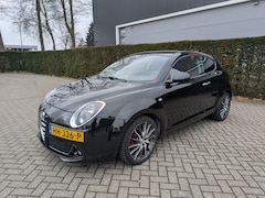 Alfa Romeo MiTo - 0.9 TwinAir Exclusive Leder bekleding, allseason banden