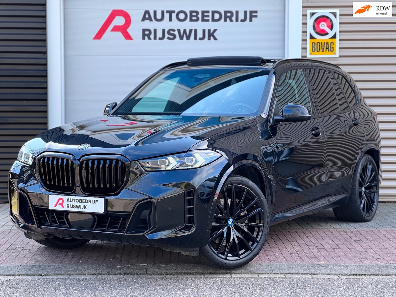 BMW X5 - XDrive50e Pano/H&K/360/Memory/Laser - AutoWereld.nl