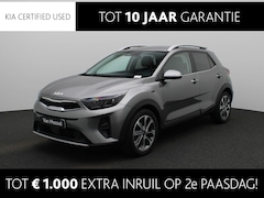 Kia Stonic - 1.0 T 100pk Sportsline DCT | Edition | AUTOMAAT | Climate Control | Camera | 17" lichtmeta