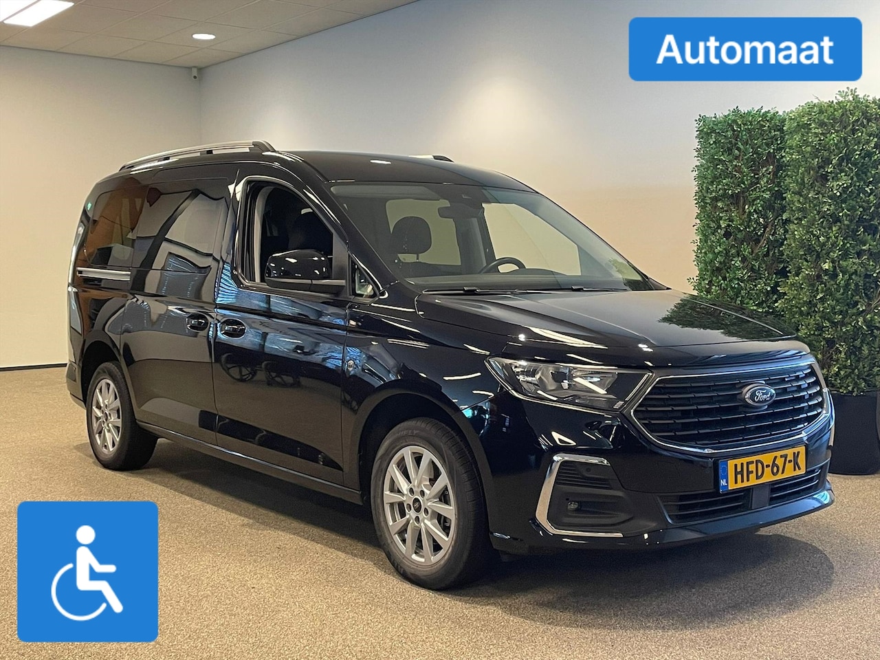 Ford Tourneo Connect - L2 Rolstoelauto Automaat 5+1 - AutoWereld.nl