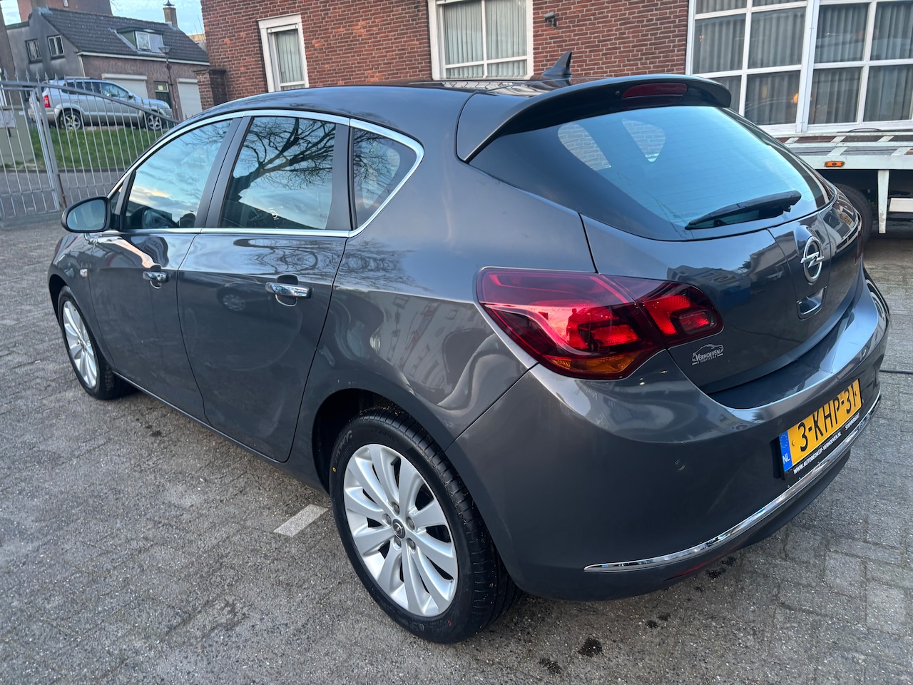 Opel Astra - 1.4 Turbo Cosmo