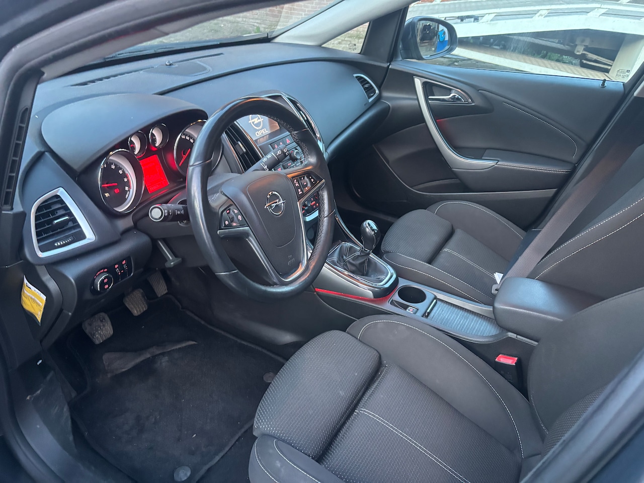 Opel Astra - 1.4 Turbo Cosmo