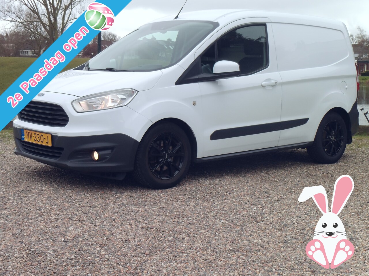 Ford Transit Courier - 1.5 TDCI Trend - Airco - Navigatie - Leer Tweede Paasdag open van 12:00- tot 16:00 uur ope - AutoWereld.nl
