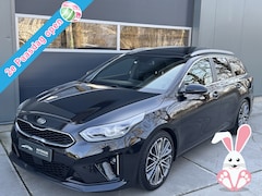 Kia Cee'd Sportswagon - Ceed 1.5 T-GDi 160pk GT-Line Plus Line Automaat Panorama Virtual Cockpit Trekhaak Elektris