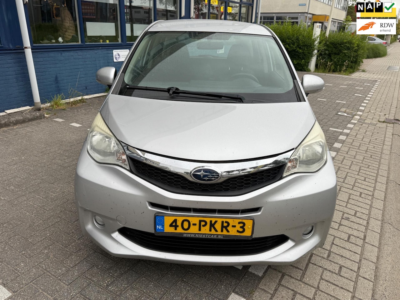 Subaru Trezia - 1.3 Luxury 1.3 Luxury ((( zelfde als toyota verso-s ((( hoge instap ))) - AutoWereld.nl