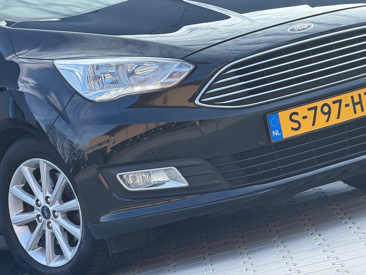 Ford C-Max - 1.5 Titanium Automaat - Panther Black - Winterpack - Topstaat - AutoWereld.nl
