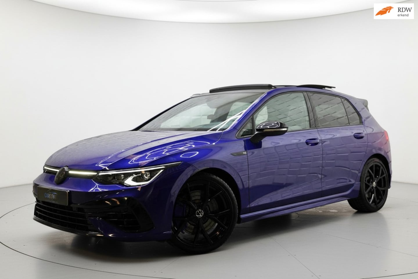 Volkswagen Golf - 2.0 TSI R 4Motion PANO IQ LEER H&K HEAD UP - AutoWereld.nl