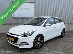 Hyundai i20 - 1.0 T-GDI 100pk Comfort 2016 / Navigatie / Camera / Trekhaak / Cruisecontrol / Climate / N