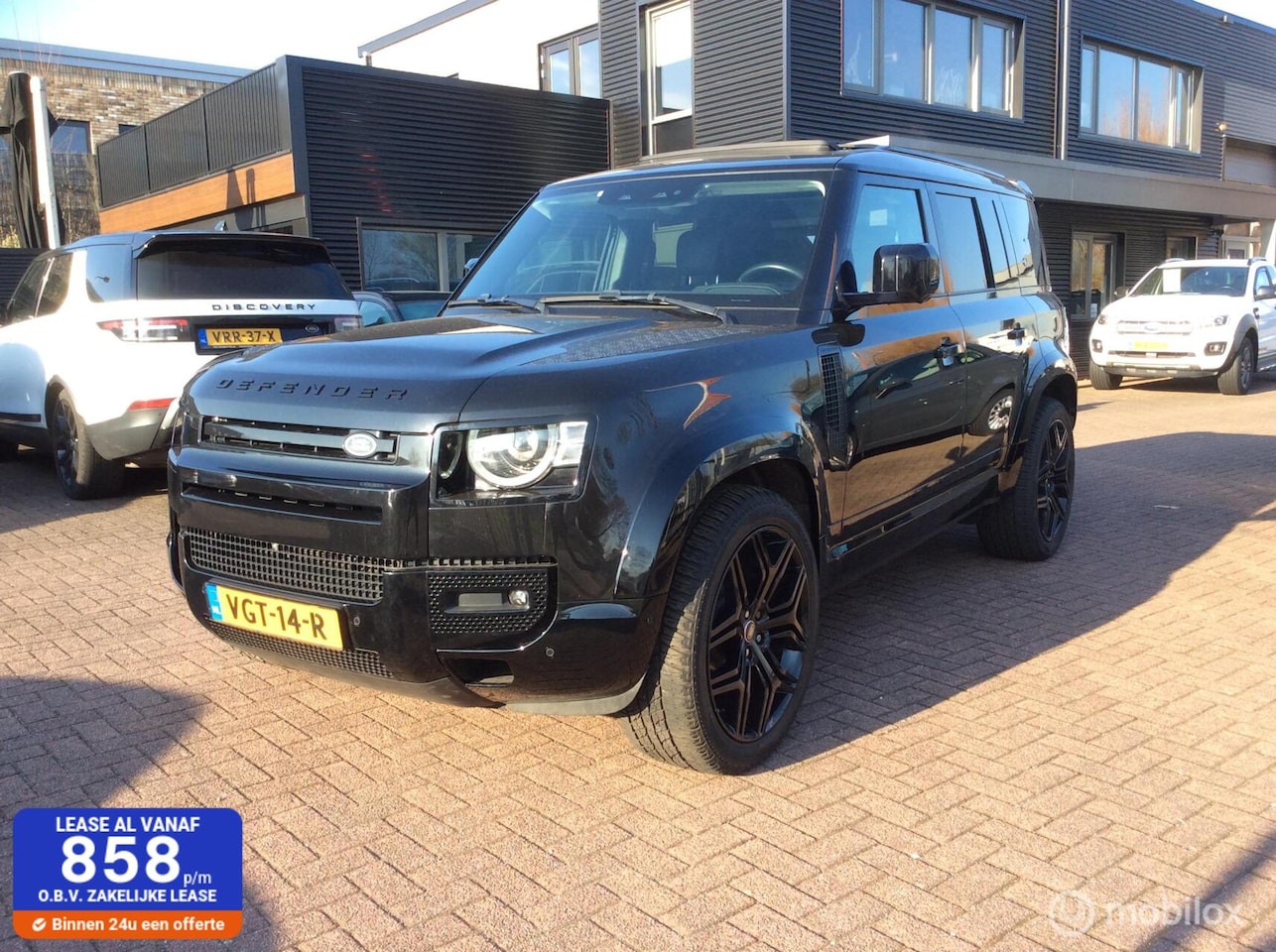 Land Rover Defender 110 - 2.0 D240 HSE Urban Camera Panorama Trekh - AutoWereld.nl