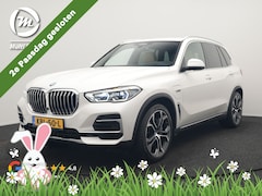 BMW X5 - xDrive45e X Line PHEV 395pk Dealer O.H. | Trekhaak Af Fabriek | Luchtvering | Adaptive Cru
