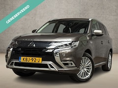 Mitsubishi Outlander - 2.4 PHEV Deluxe 225Pk Automaat (APPLE CARPLAY, GROOT NAVI, CAMERA, LEDER/ALCANTARA, STOELV