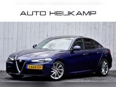 Alfa Romeo Giulia - 2.0T Super | Pano-dak | Camera | Adaptieve Cruise |