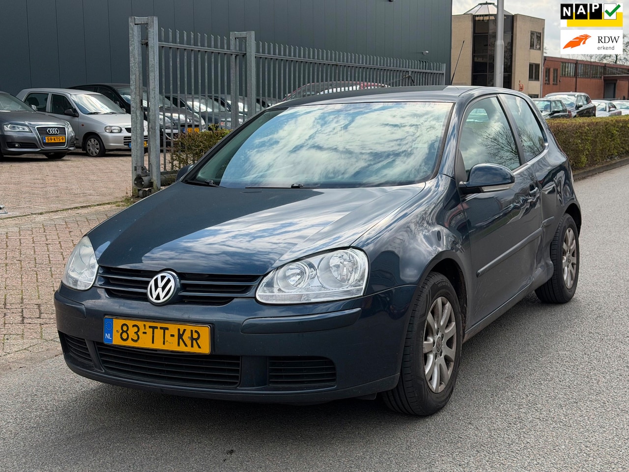Volkswagen Golf - 1.6 FSI Optive 3 AIRCO/CRUISE | INRUILKOOPJE ! - AutoWereld.nl