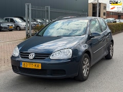 Volkswagen Golf - 1.6 FSI Optive 3 AIRCO/CRUISE | INRUILKOOPJE
