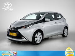 Toyota Aygo - 1.0 VVT-i x-play | Bluetooth | Airco | Achteruitrijcamera |