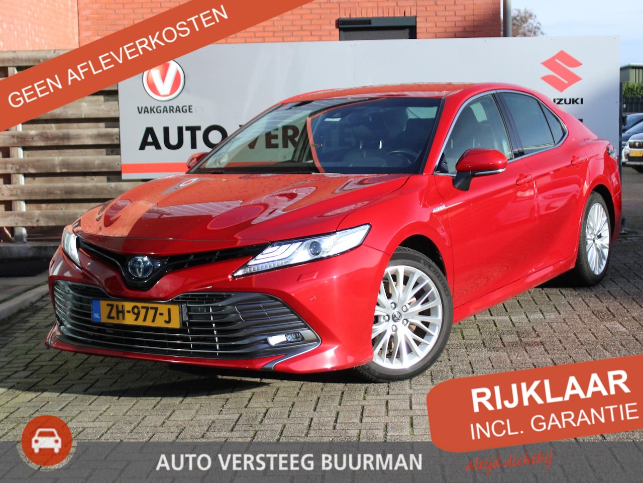 Toyota Camry - 2.5 Hybrid Premium Automaat Navigatie, Elektrische Stoelverstelling, Parkeersensoren Voor - AutoWereld.nl