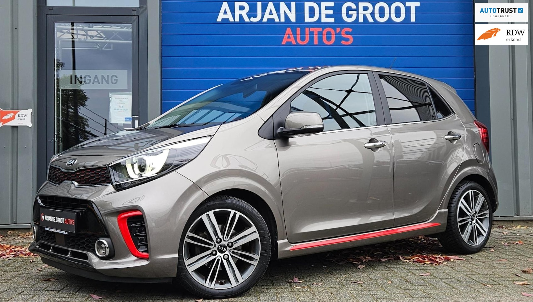Kia Picanto - 1.2 84PK AUTOMAAT GT-Line Clima Keyles Cruise Carplay Camera LED - AutoWereld.nl