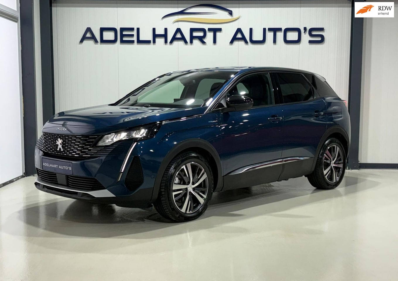 Peugeot 3008 - 1.6 HYbrid4 300 4 Wheel Automaat / Navigatie full map / Camera / Cruise control / etc.. - AutoWereld.nl
