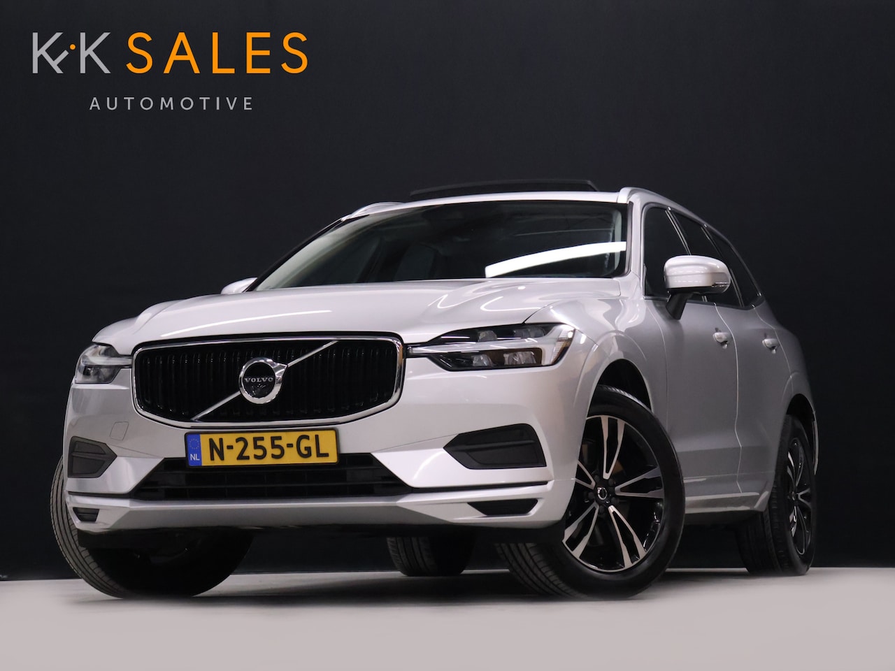 Volvo XC60 - 2.0 B5 Momentum Exclusive [TREKHAAK, SCHUIFKANTELDAK, MEMORY SEATS, ADAPTIVE CRUISE CONTRO - AutoWereld.nl