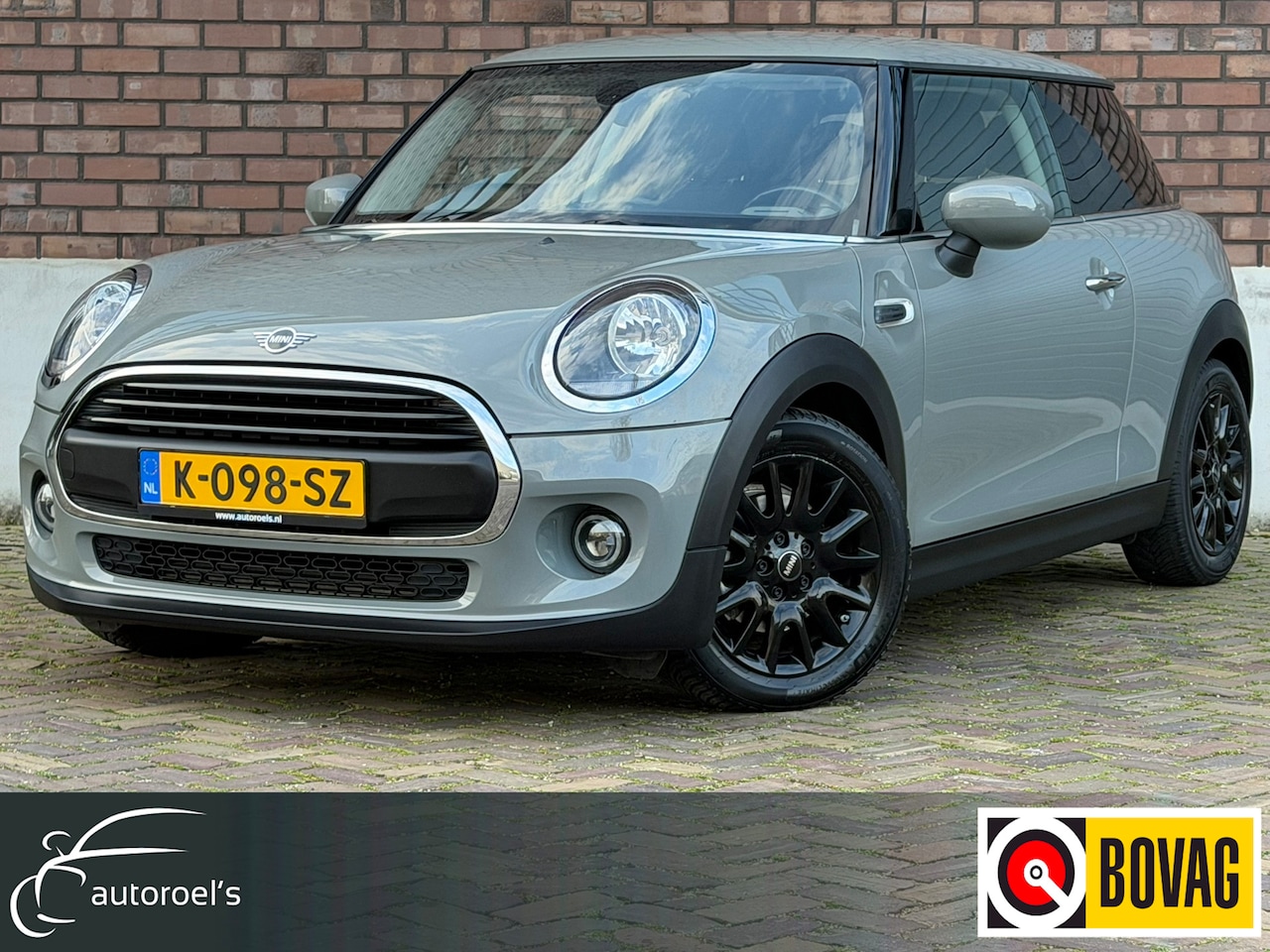 MINI One - 1.5 / Navigatie / Alarm Klasse 3 / 1e Eigenaar / NED-MINI / Business-Pakket / ALL-Season / - AutoWereld.nl