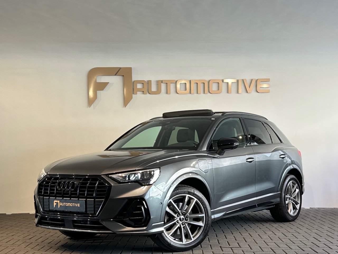 Audi Q3 - 45 TFSI e S Line Pano|Sfeer|Keyless|SONOS|360 Camera - AutoWereld.nl