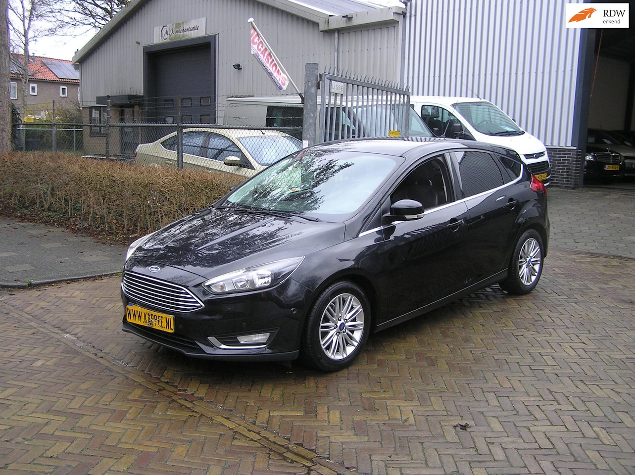 Ford Focus - 1.0 Titanium 176 d km airco nieuwe apk - AutoWereld.nl