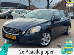 Volvo V60 - 1.6 T4 Momentum AUTOMAAT NAVI CRUISE APK