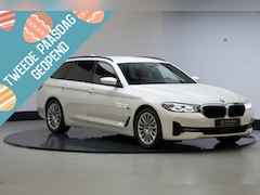 BMW 5-serie Touring - 530e Executive | Driving Assistant | ACC | Head Up | Leder |