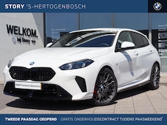 BMW 1-serie - 120 M Sport Automaat / Sportstoelen / Adaptieve LED / M Adaptief onderstel / Comfort Acces
