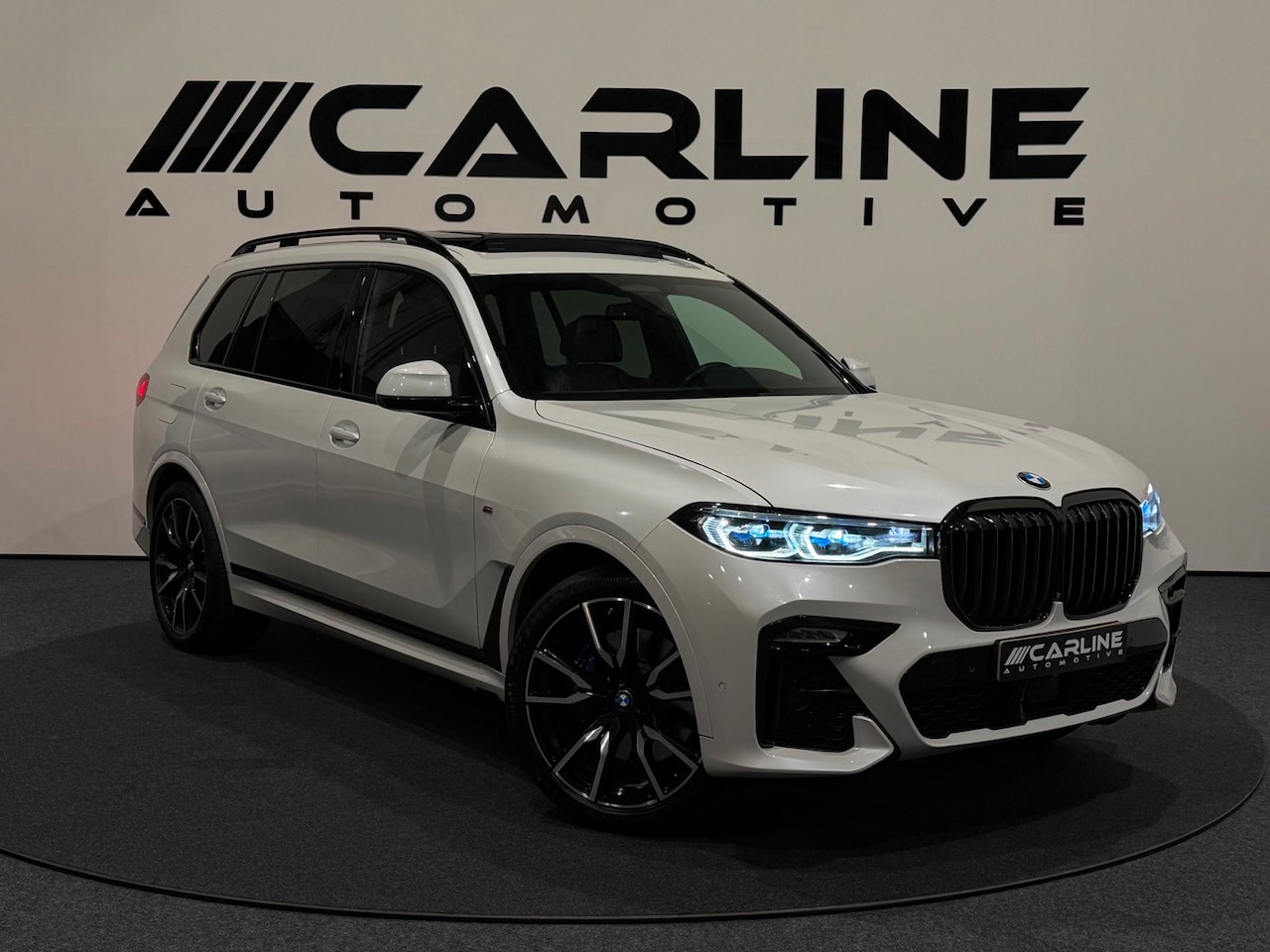 BMW X7 - XDrive40i High Executive SKYLOUNGE VIRTUAL SFEERVER. PANO HEAD-UP ACC ASSIST NAP GARANTIE - AutoWereld.nl