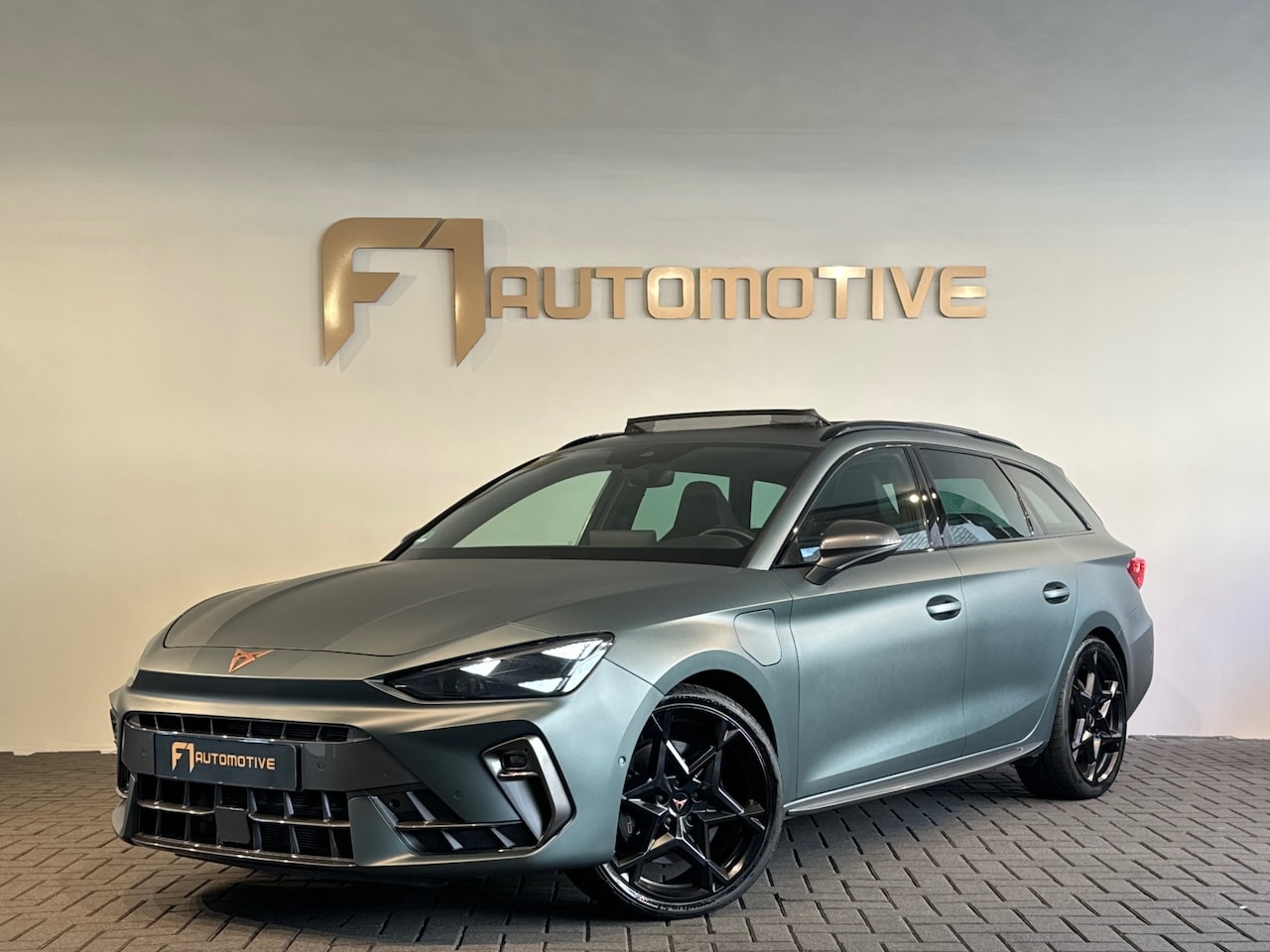 CUPRA Leon Sportstourer - 1.5 TSI e-Hybrid VZ Extreme Pano|VOL - AutoWereld.nl